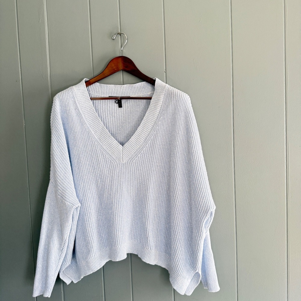 WHBM Sweater L Light Blue Ribbed V-Neck Slouchy Oversized Coastal‎ Grandmother